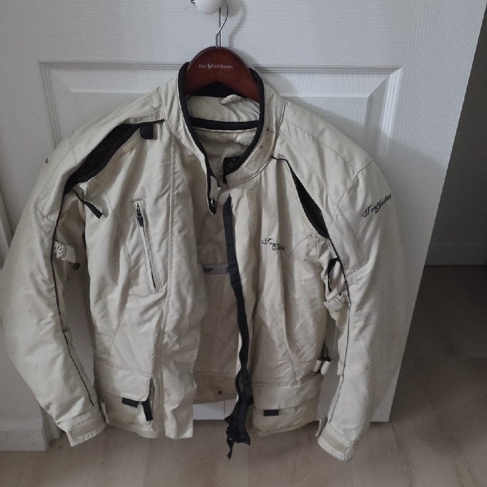 Women's Performance Jacket in Cream with Black Trim